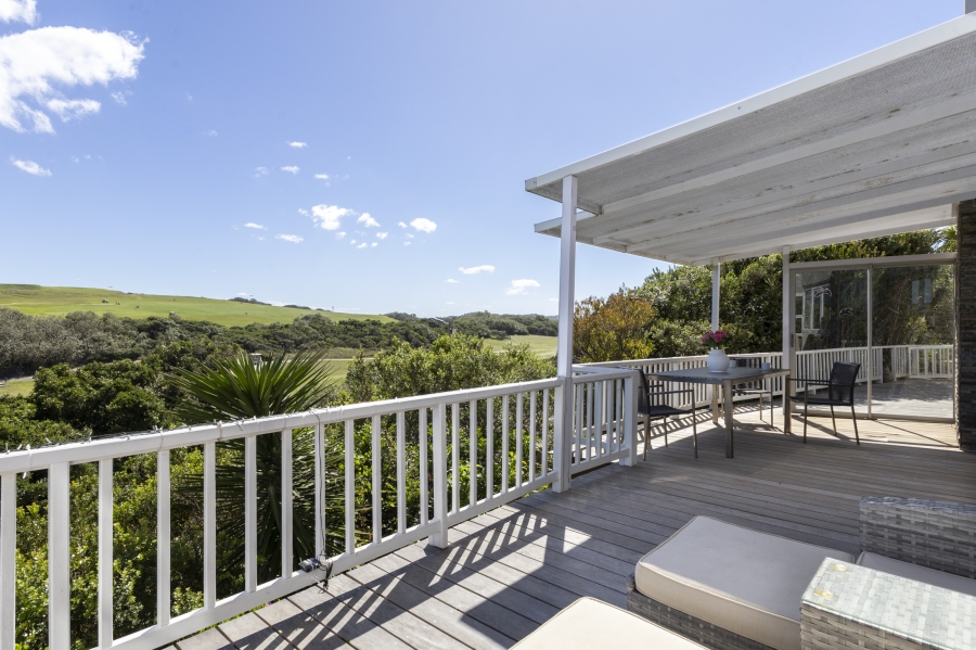 4 Bedroom Property for Sale in West Beach Eastern Cape